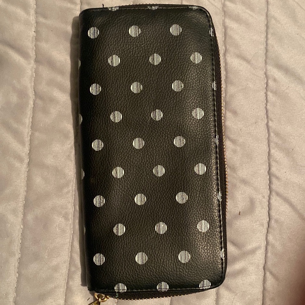 polka dot wallet nwot
